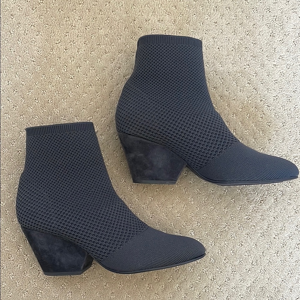 Eileen Fisher Gray Knit Ankle Boots Size 8 1/2